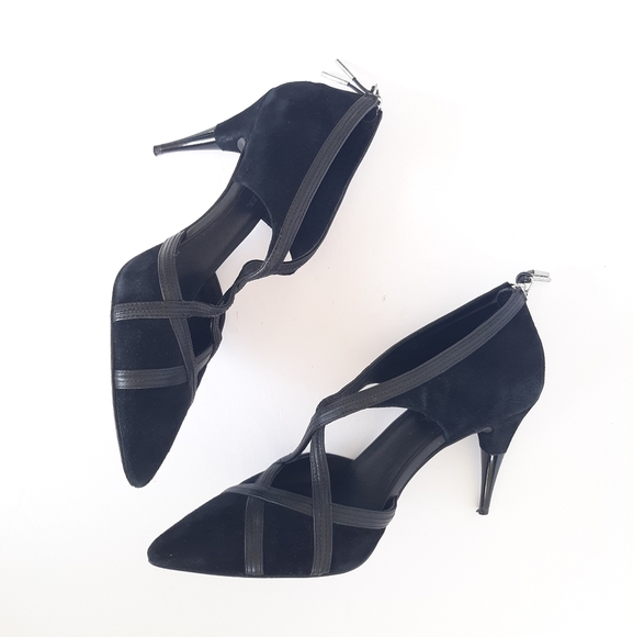 L.A.M.B Heels Suede Leather size 9 Black - Picture 3 of 9